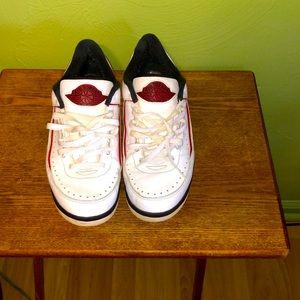 Jordan retro 2 low